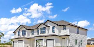 Newly Built 3BR/2.5BA Duplex in Hunter Ranch - Special Offer: $100 off first month Gallery 1
