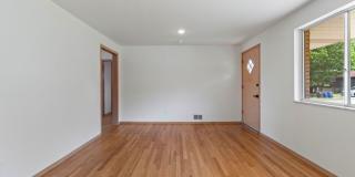 AVAILABLE NOW! FULLY RENOVATED 3-bedroom in BALDWIN! Gallery 9