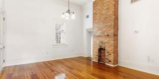 1002 Jackson Avenue Gallery 2