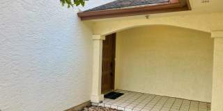 Beautifully Renovated 3 Bedroom Home in Royal Ridge Gallery 5