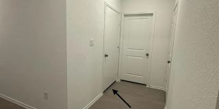 Room in 4 Bedroom Home at Pickerel St Gallery 6