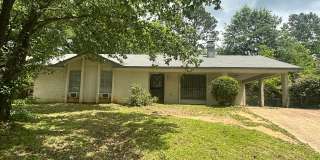 2452 Oak Grove Lane Jackson, MS 39212 Gallery 1