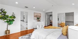 201 N Lincoln Gallery 15