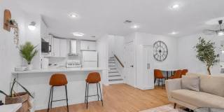 515 44th Street Gallery 1