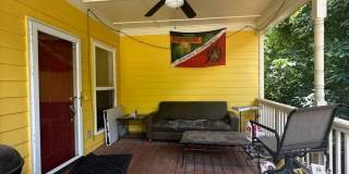 Large 4 Bedroom, 3 bathroom house near Downtown Gallery 6