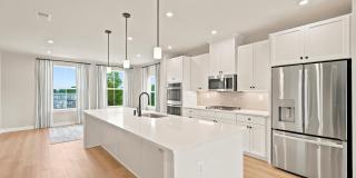 8046 WILLIAMSON Boulevard NE Gallery 1