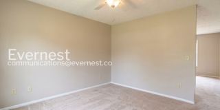 1268 Michigan Avenue Gallery 17