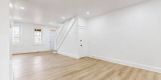 2320 W LEXINGTON Street Gallery 4