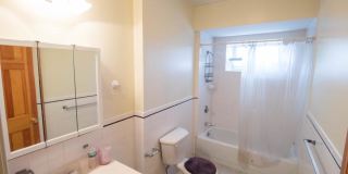 1404 Beacon St. Gallery 9