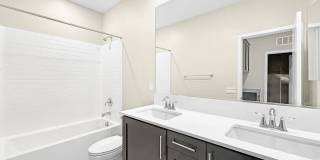 Bright 3BD/2.5BA Townhouse in Vista with Community Pool, In-Unit Laundry & 2-Car Garage Gallery 6