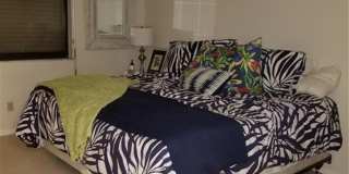 Rose Garden Furnished Unit Available May - Nov Gallery 15