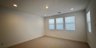 BEAUTIFUL HOME IN ALORAVITA NORTH IN PEORIA Gallery 24