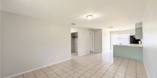 427 NE Pine Island Lane unit: 1 Gallery 1