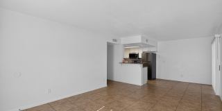 2132 W GLENROSA Avenue 2132 W GLENROSA Avenue Gallery 1