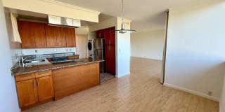 BEAUTIFUL UPPER 3BD/2BA UNIT PLUS BONUS ROOM. TIBURON CONDO. MT.TAM VIEWS! Gallery 8