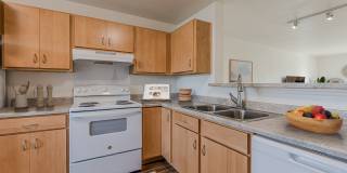 Oak Meadows Apartments and townhomes - Affordable Housing Gallery 21