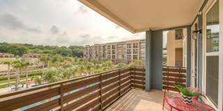 The Vance at Huebner Oaks Gallery 6