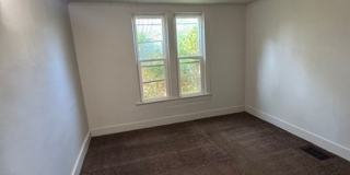 1342 Guthrie St. Gallery 7
