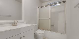 1514 Oakdale Street - B Gallery 10