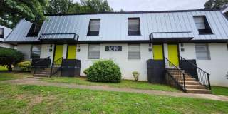 2B/1B Townhome Gallery 1