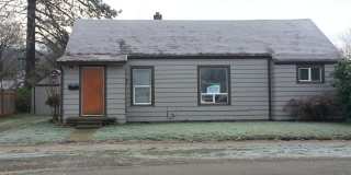 3 bedroom Centralia home Gallery 1