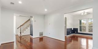 2621 JOHN MILTON Drive Gallery 7