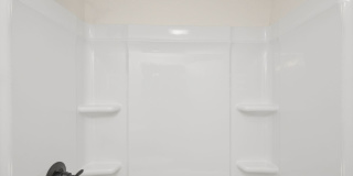 377 Tuttle Avenue Gallery 19
