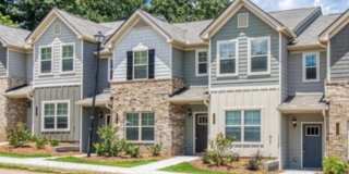 Room in 3 Bedroom Home at Bayrose Cir Gallery 1