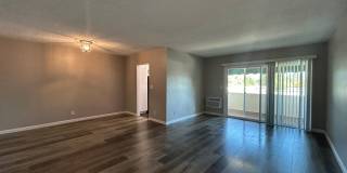 Tarzana Five Apartments Gallery 19