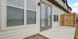 Caliza at the Loop Gallery 50