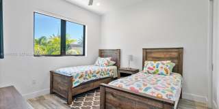 332 Balboa St Gallery 38