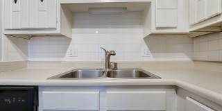 Candlelite Apartments Gallery 34