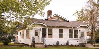 907 Iris St Gallery 1