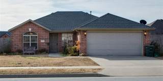 Nice Home in W Fayetteville Gallery 1