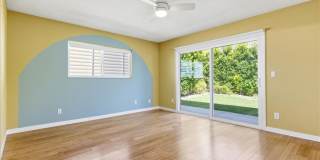 3 bed / 2 Bath Mid-Century Home with Two-Car Garage, Soaking Pool and Manicured Backyard! Gallery 9