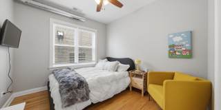 5302 N Winthrop Avenue Gallery 20