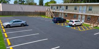 A comfortable 1 Bedroom with 1 Bathroom apartment in Anderson Avenue Gallery 2