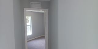 4/2 Newer  construction home. Gallery 32