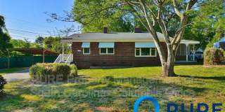 1912 Ann St Gallery 1