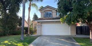 Beautiful Elk Grove home with updated kitchen and bathrooms. Close to schools and shopping. Gallery 1