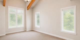 Luxury Townhome at The Cove at Eagle Mountain in Park Meadows Gallery 10