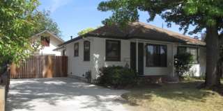 Tahoe Park home with 2 car garage Tahoe Park home with 2 car garage Gallery 1