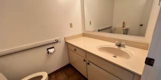 Spacious Home in Wonderful Davis Neighborhood! Spacious Home in Wonderful Davis Neighborhood! Gallery 20