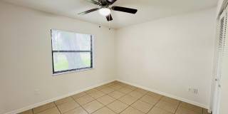 1217 Schumann Drive Gallery 14