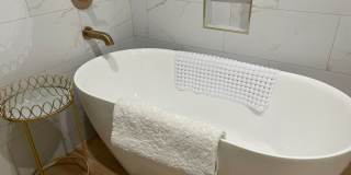 Fully Furnished 3 bed 2 bath, AVAILABLE March 1st! Gallery 1