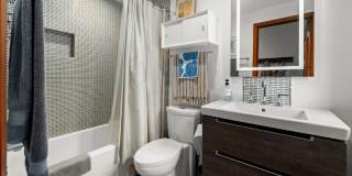 716 1/2 W Argand St Gallery 13