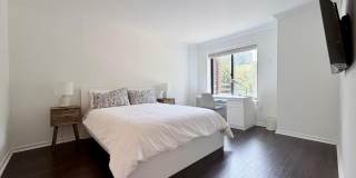 2111 WISCONSIN Avenue NW Gallery 3
