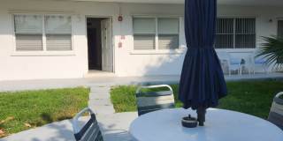 Stunning Apartment  at 467 Golden Isles Drive Gallery 14