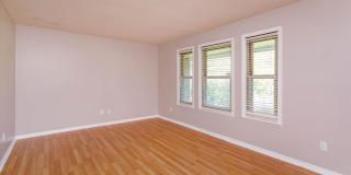 Spacious 4-Bedroom, 3-Bath Rental in Quiet DeBary Cul-de-Sac Gallery 8