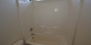 Spacious 3-Bedroom Henderson Home with Dual Garages! Gallery 40